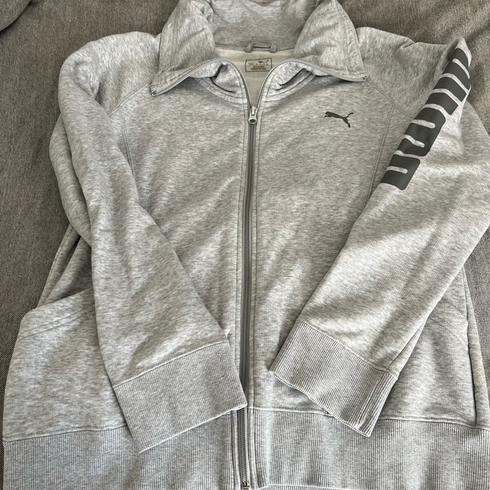 Puma Women’s Gray Spell Outdoor Zip Sweatshirt